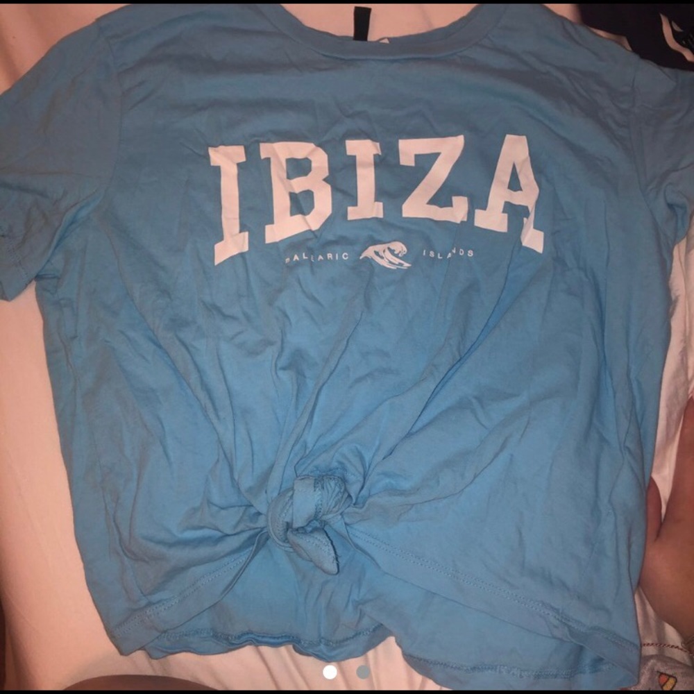 Baby blue crop top